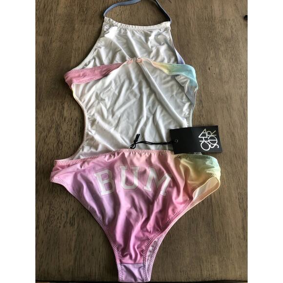 Chaser Pastel Ombre Rainbow Beach Bum One-Piece Cutout Swimsuit - M - Picture 4 of 5